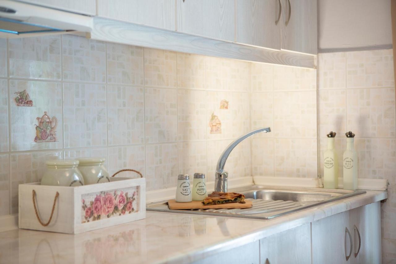 Akratos Wine House Apartment นีดรี ภายนอก รูปภาพ
